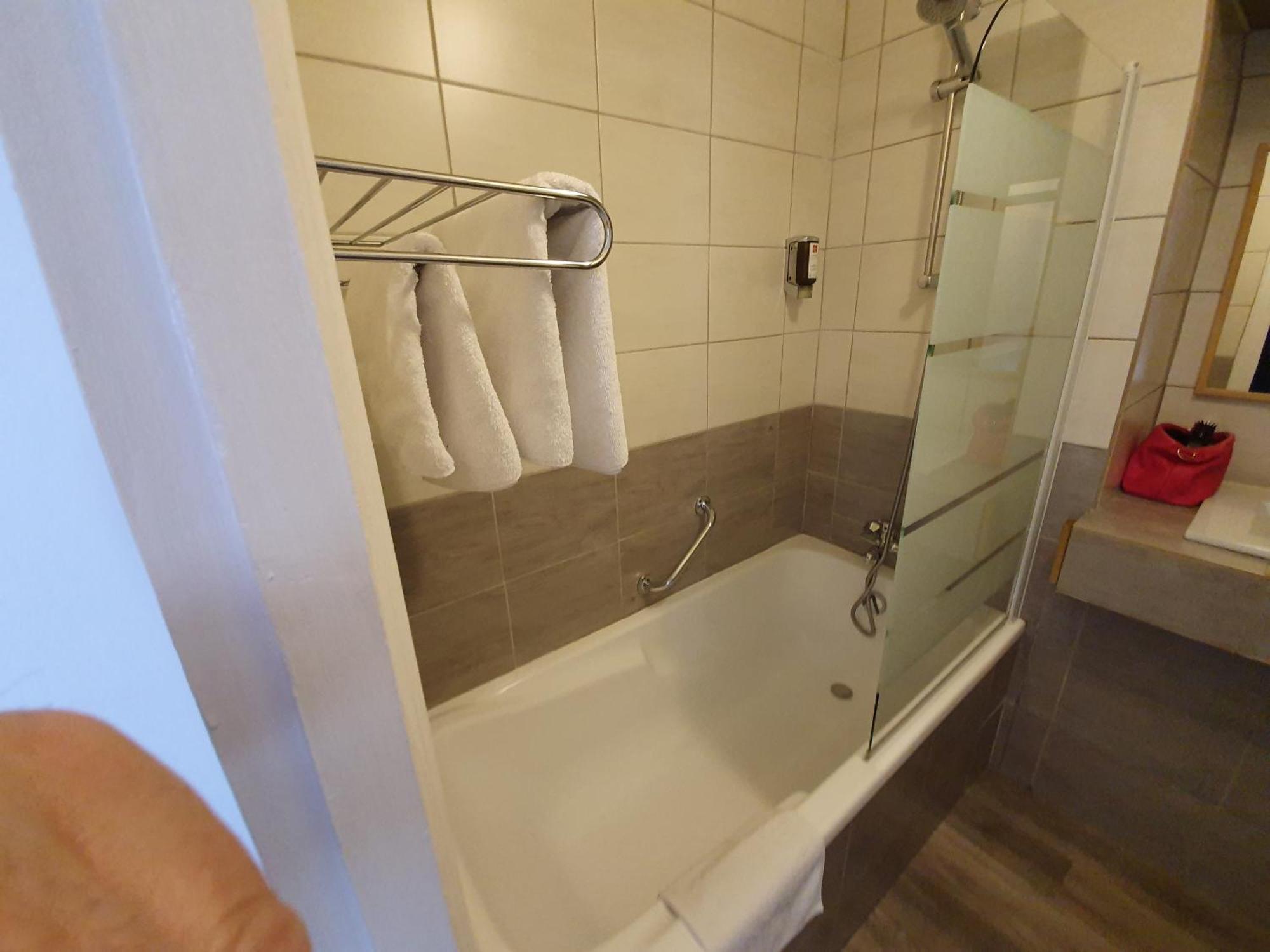 Contact Hotel Du Relais Thouars Rum bild
